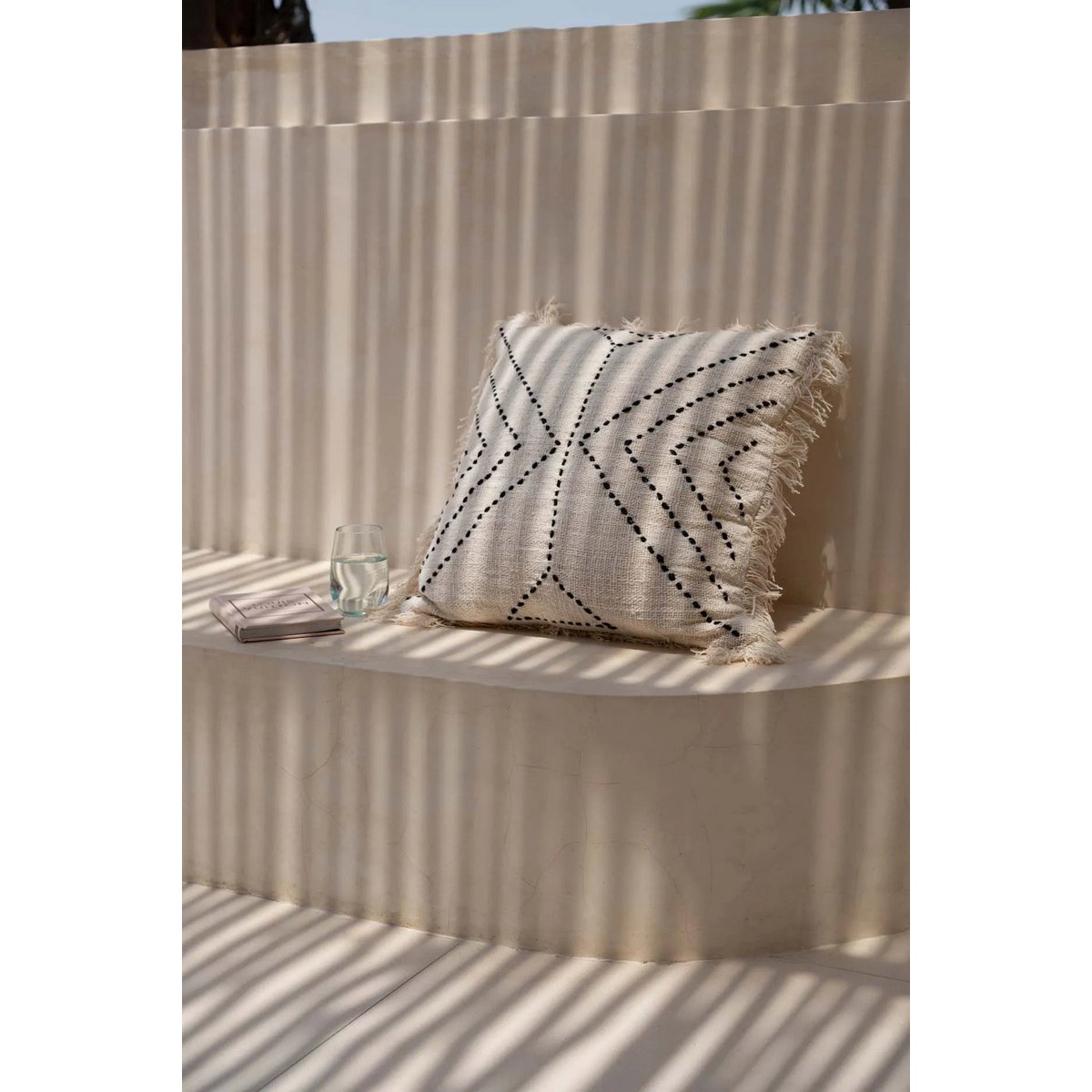 De Tribal Kussenhoes - Natuurlijk Zwart