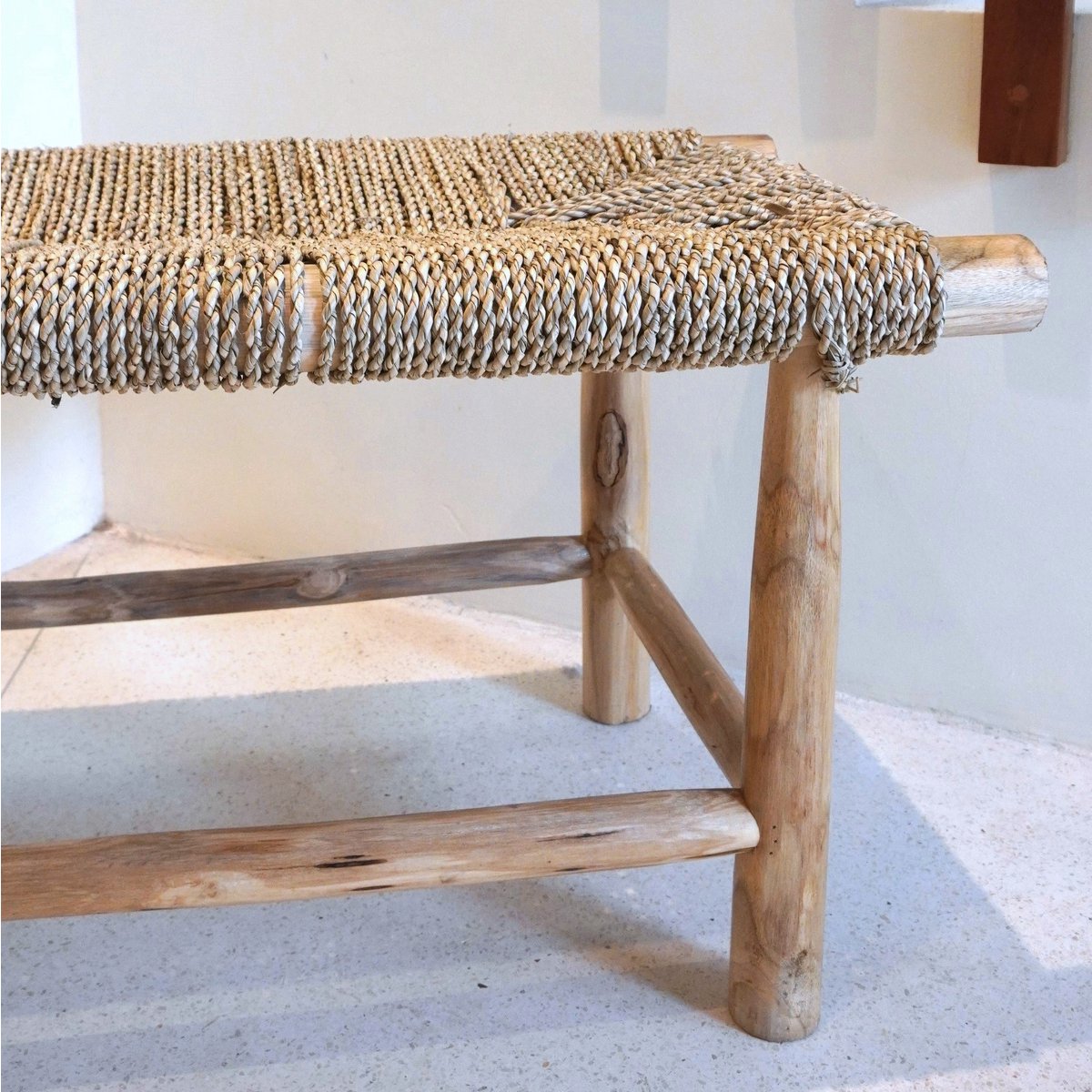 Timeless Artisan Bench Crafted from Premium Natural Seagrass