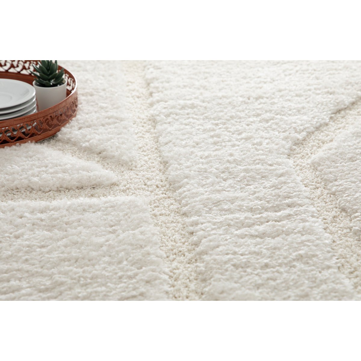 Handcrafted Luxury Carpet in Timeless Sculptural Design