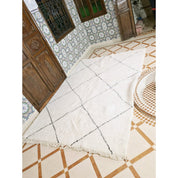 Luxury Handmade Beni Ouarain Rug - Timeless Artisan Design