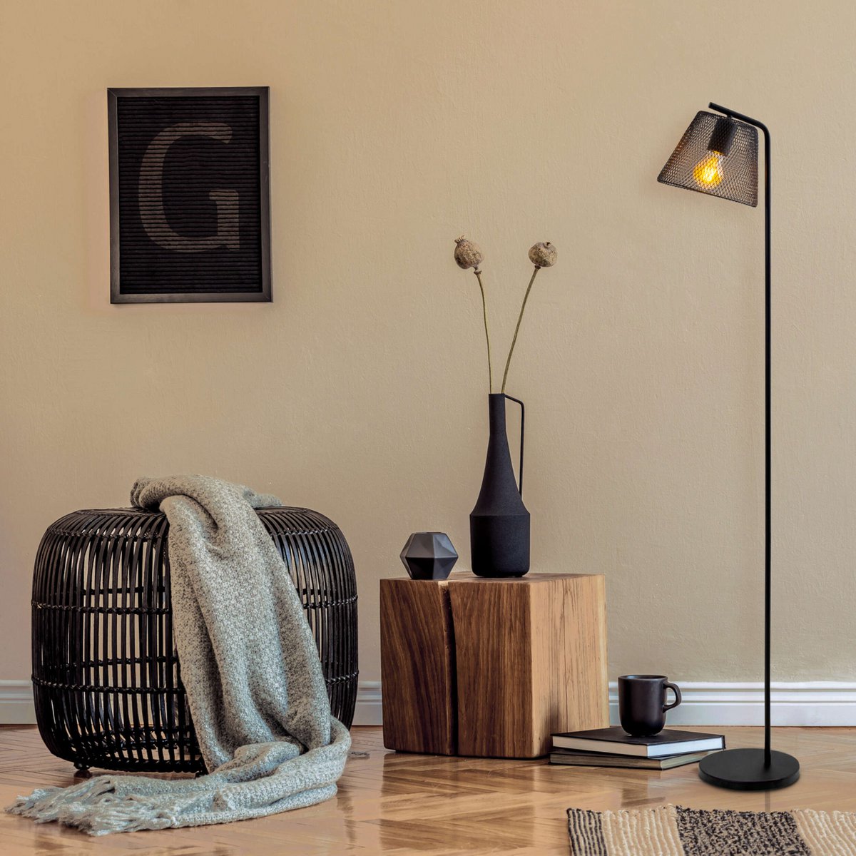 Handgemaakte luxe Korie vloerlamp met tijdloos design