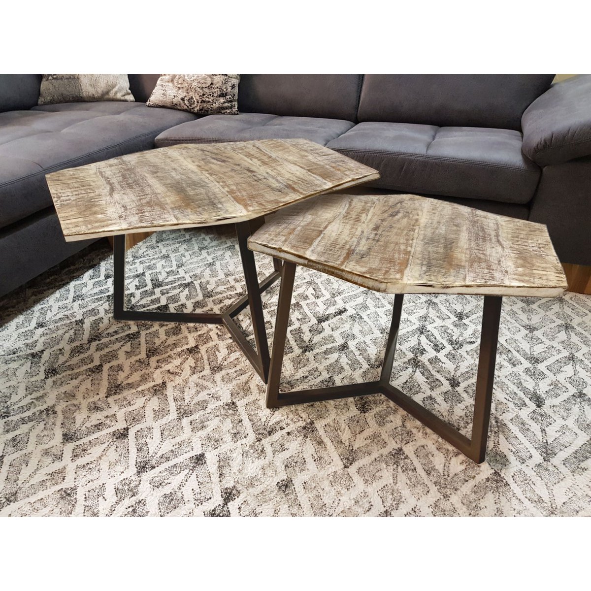 Tijdloze luxe handgemaakte salontafelset met ambachtelijk design