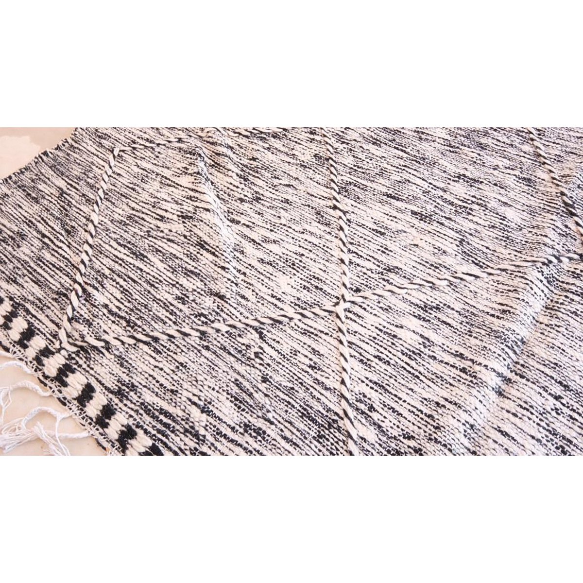 Marokkaans berber kilim tapijt puur wol 206 x 338 cm
