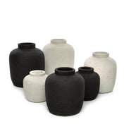 Timeless Artisan Crafted Black Peaky Vase with Luxury Design