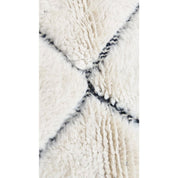 Timeless Handmade Moroccan Wool Carpet - Artisan Crafted Luxury
