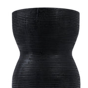 Kotoran black suar stool