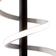 Tijdloze luxe handgemaakte LED-vloerlamp voor ambachtelijk design