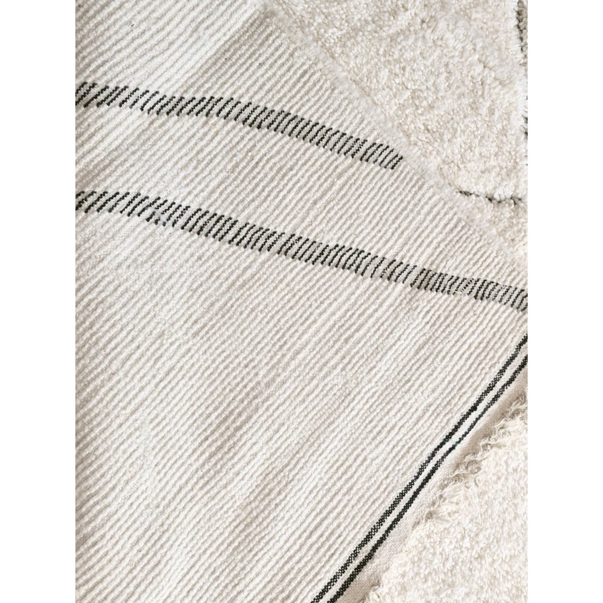 Handmade Luxury Berber Rug Crafted from Authentic Taza Wool